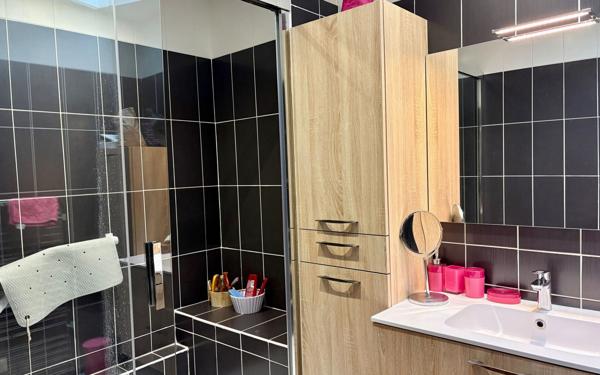 Appartement à vendre    4 pièces • 110,75 m2 Niort