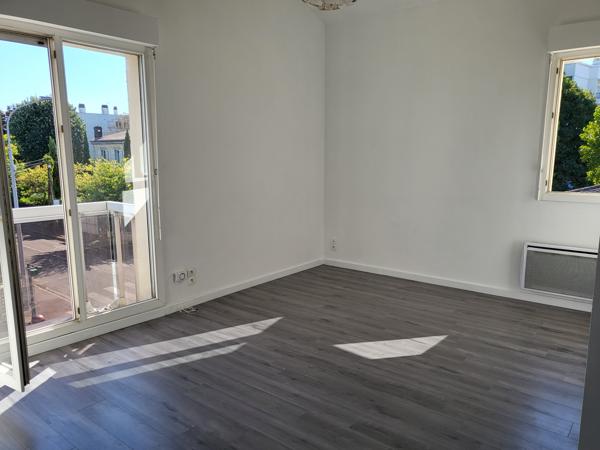 TIVOLI - POINCARE : LUMINEUX T3 DUPLEX AVEC PARKING.