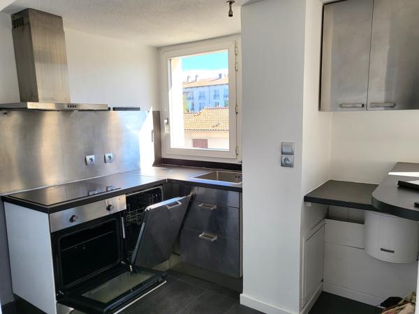 TIVOLI - POINCARE : LUMINEUX T3 DUPLEX AVEC PARKING.
