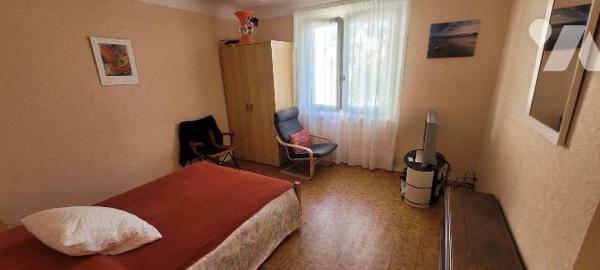 CROZON -Landromiou - Appartement 4 pièces en bon état dans petite copropriété bien tenue (faibl...