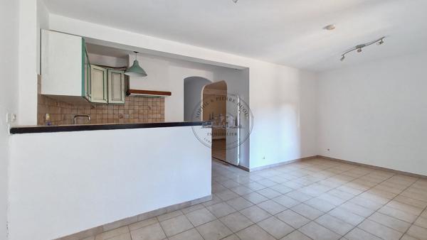 APPARTEMENT REZ DE CHAUSSEE