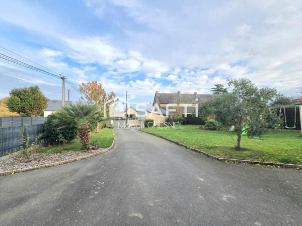 MAISON D'ENVIRON 120 m² SUR UN TERRAIN 1 300 m² A ST-THUAL