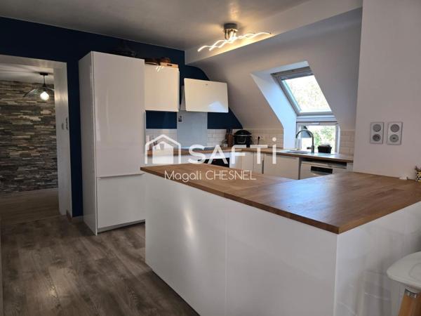 MAISON D'ENVIRON 120 m² SUR UN TERRAIN 1 300 m² A ST-THUAL