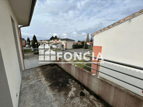 Location Appartement 2 pièces 45.29 m² - RUE DU COMMANDANT PIERRE HEBRA Grisolles 82170