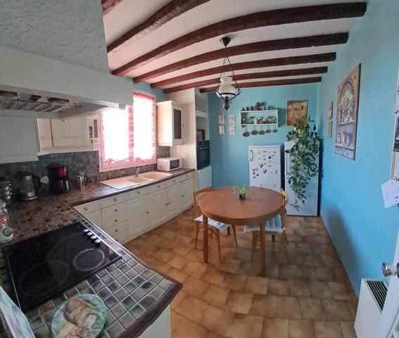 Maison à vendre à Saint-Pavace dans la Sarthe (72190), ref :