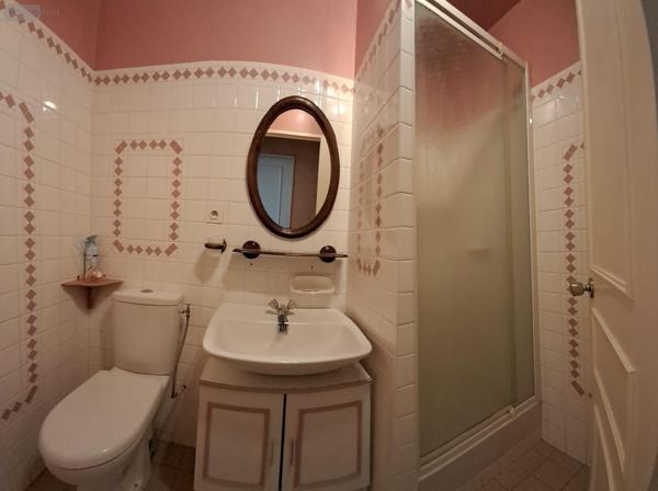 Maison à vendre à Saint-Pavace dans la Sarthe (72190), ref :