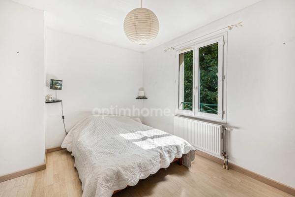 Maison à vendre à Collonges-au-Mont-d’Or (69660) – 170 m² sur terrain de 1 700 m² à bâtir