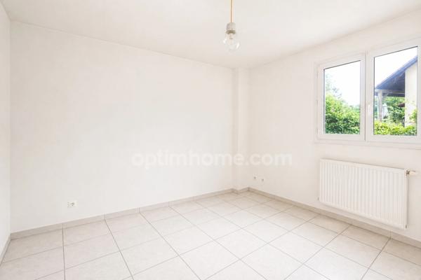 Maison à vendre à Collonges-au-Mont-d’Or (69660) – 170 m² sur terrain de 1 700 m² à bâtir