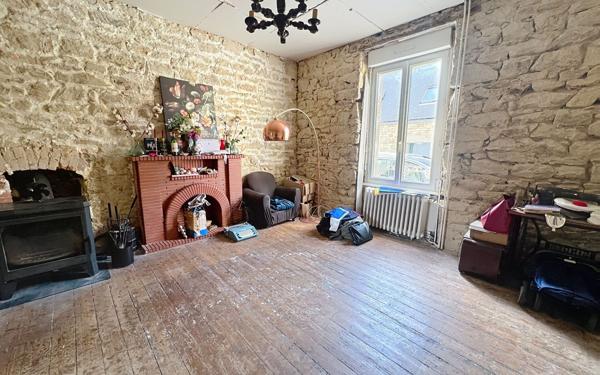 Maison à vendre    9 pièces •  Saint-Pol-de-Léon