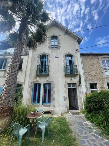 Achat - Appartement Vannes 56000 5 pièces 123 m 2 539 m 2