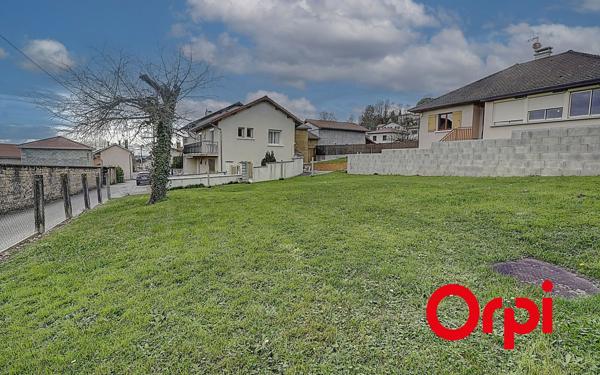 Maison à vendre    4 pièces •  Ruy