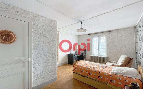 Maison à vendre    4 pièces •  Ruy