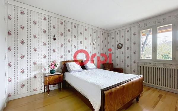 Maison à vendre    4 pièces •  Ruy