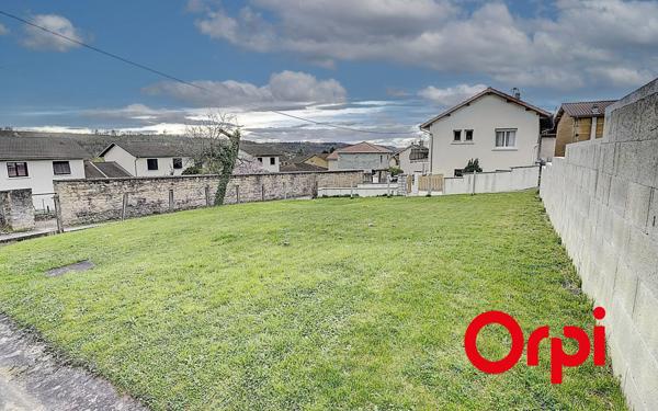 Maison à vendre    4 pièces •  Ruy