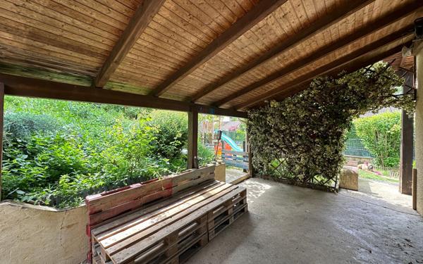 Maison à vendre    5 pièces •  Pont-Évêque