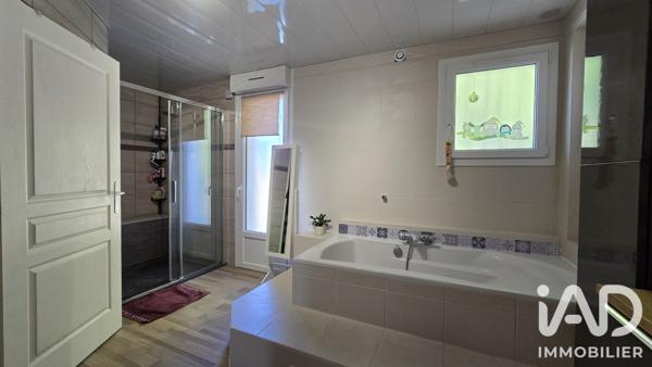 Maison à vendre 5 pièces 136 m² Hallignicourt