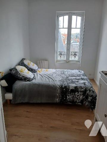 Appartement situé au 1 Rue de Touraine 03200 VICHY.