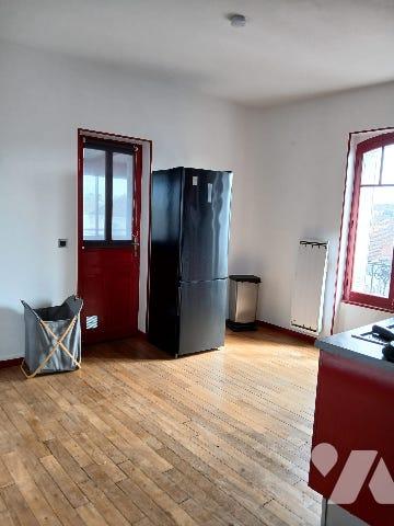 Appartement situé au 1 Rue de Touraine 03200 VICHY.