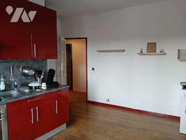Appartement situé au 1 Rue de Touraine 03200 VICHY.
