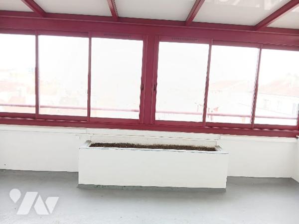 Appartement situé au 1 Rue de Touraine 03200 VICHY.