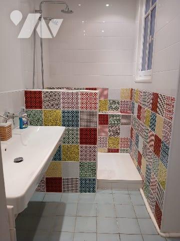 Appartement situé au 1 Rue de Touraine 03200 VICHY.