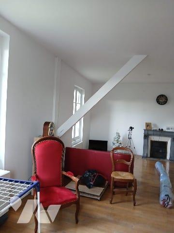 Appartement situé au 1 Rue de Touraine 03200 VICHY.