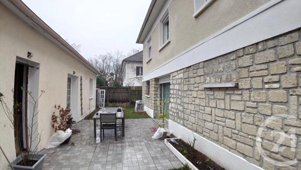 Maison à vendre  7 pièces - 141 m 2   BEAUCHAMP  - 95