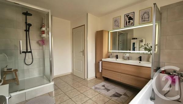 Maison à vendre  5 pièces - 115,85 m 2   VAUREAL  - 95