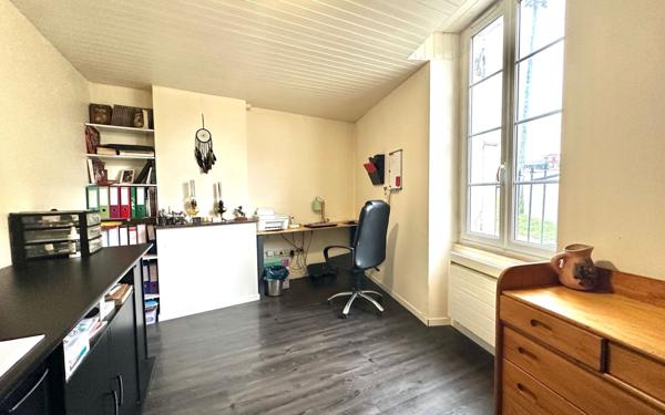 Maison à vendre    6 pièces •  Langon