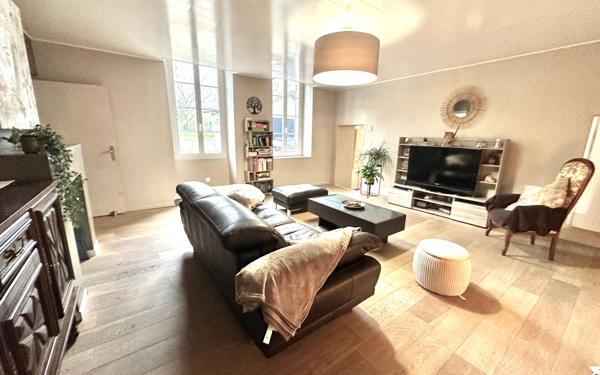 Maison à vendre    6 pièces •  Langon