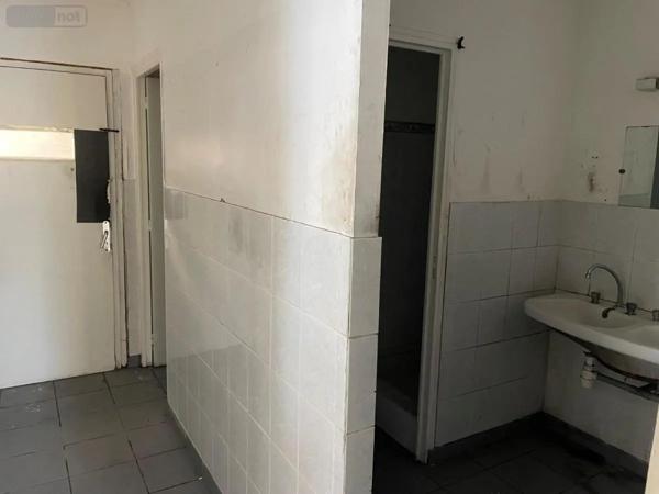 Achat - Garage et parking Port-Louis 56290 367 m 2