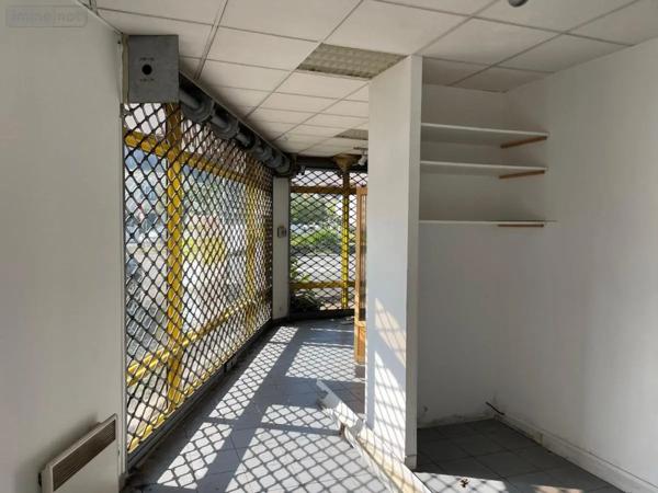 Achat - Garage et parking Port-Louis 56290 367 m 2