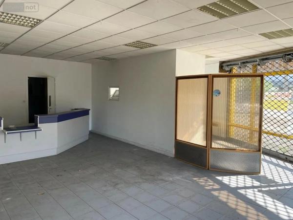 Achat - Garage et parking Port-Louis 56290 367 m 2