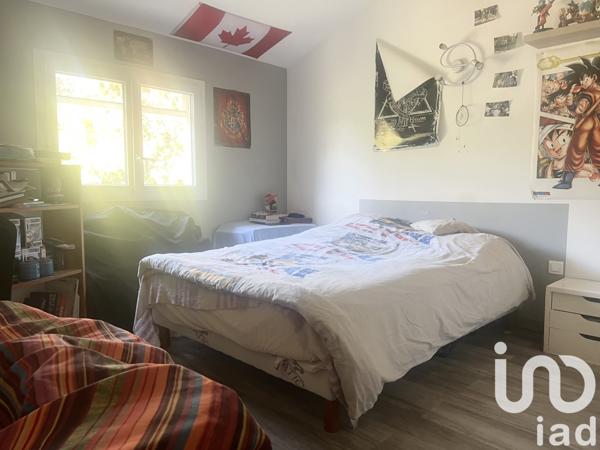 Maison à vendre 4 pièces 150 m² Pélissanne