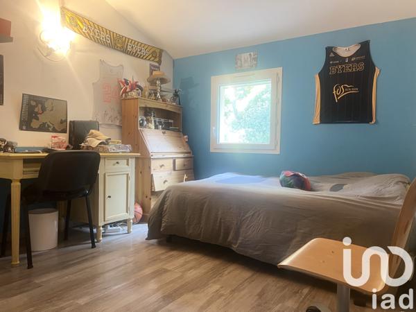 Maison à vendre 4 pièces 150 m² Pélissanne