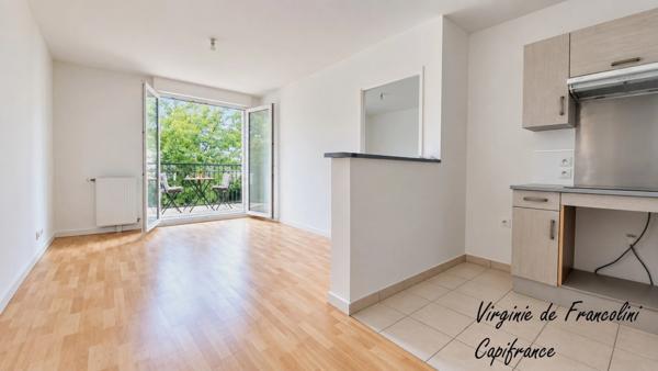 Créteil-A vendre appartement 2 pièces-Immeuble 2013-38m2-Balcon-Parking-calme-sans vis à vis-Localisation recherchée-