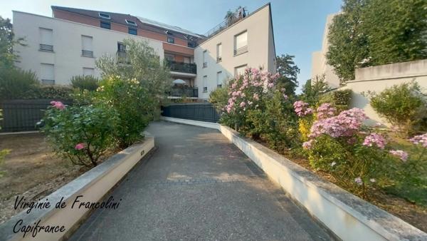 Créteil-A vendre appartement 2 pièces-Immeuble 2013-38m2-Balcon-Parking-calme-sans vis à vis-Localisation recherchée-