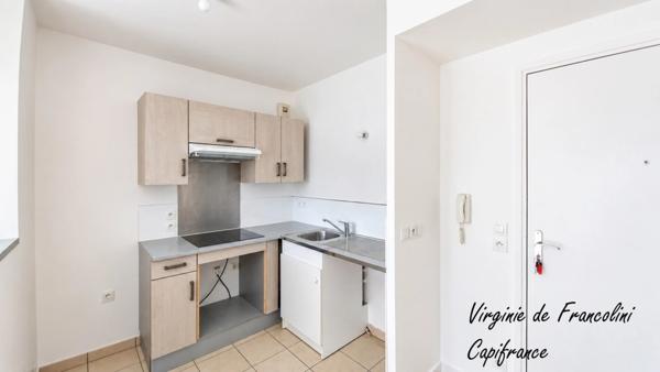 Créteil-A vendre appartement 2 pièces-Immeuble 2013-38m2-Balcon-Parking-calme-sans vis à vis-Localisation recherchée-