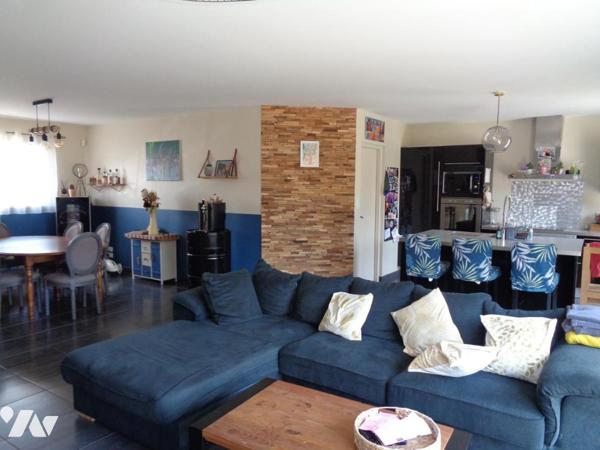 CONTEMPORAINE DE 2011 LUMINEUSE DE PLAIN PIED DE 98 M² EN TRES BON ETAT