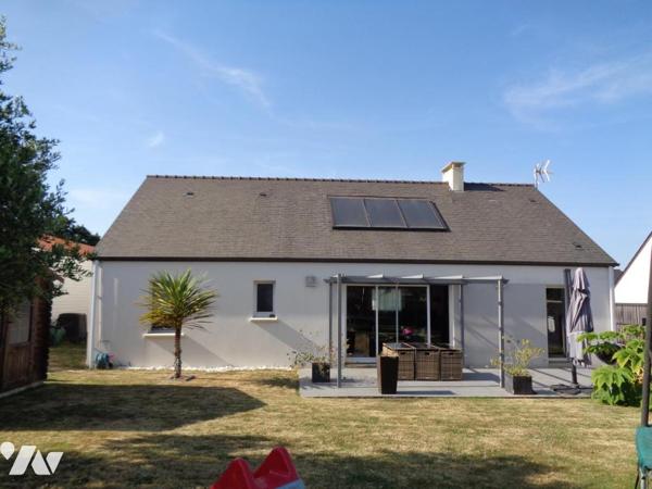 CONTEMPORAINE DE 2011 LUMINEUSE DE PLAIN PIED DE 98 M² EN TRES BON ETAT