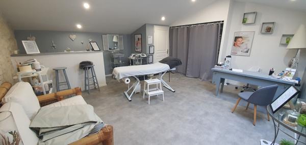 Maison Echillais 6 pièce(s) 186 m2