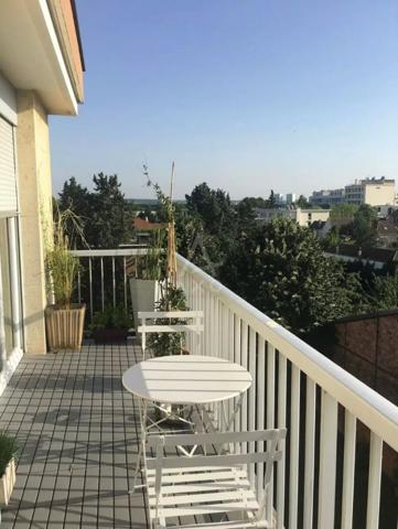 Saint Maur des Fossés - Bel Appartement rénové - 3 pièces en dernier étage