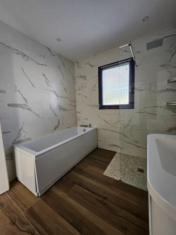 Maison Roullet Saint Estephe 4 pièce(s) 95 m2