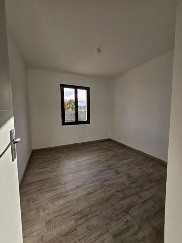 Maison Roullet Saint Estephe 4 pièce(s) 95 m2