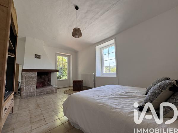 Maison à vendre 7 pièces 202 m² Banne