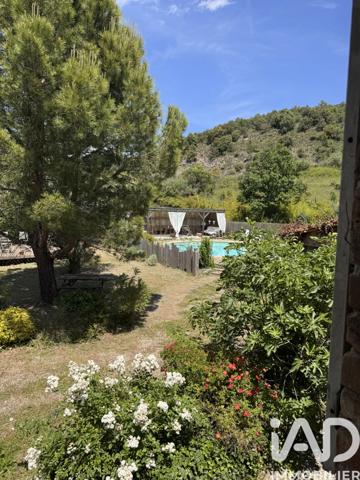 Maison à vendre 7 pièces 202 m² Banne