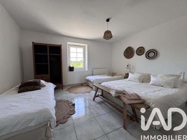 Maison à vendre 7 pièces 202 m² Banne