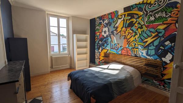 Maison en pierre à Saintes (17) rive droite Saintes (17100)