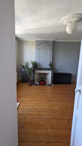 Maison en pierre à Saintes (17) rive droite Saintes (17100)