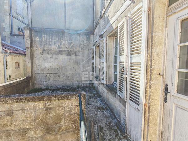 A vendre immeuble Cognac 11 pièce(s) 170 m2